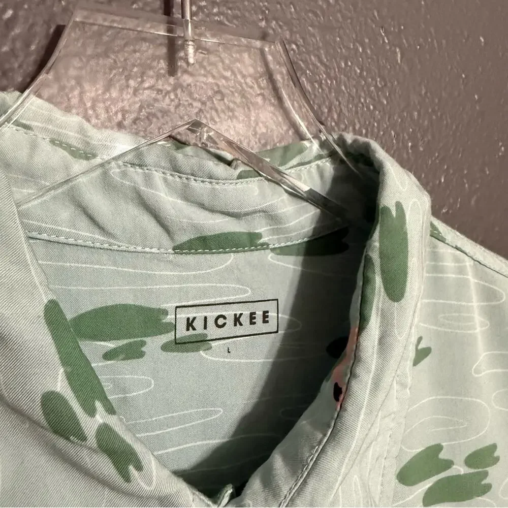 Kickee Koi Short Sleeve Button Down Size L